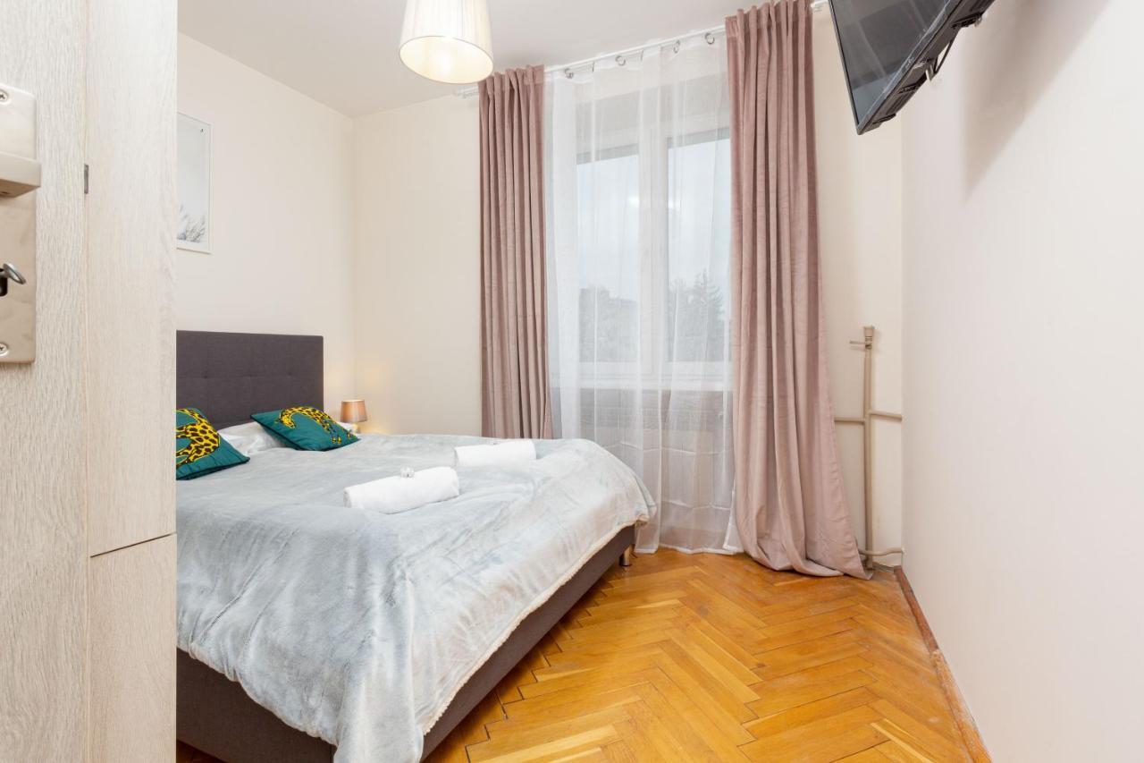 City Center Apartment Elektoralna By Noclegi Renters Βαρσοβία Εξωτερικό φωτογραφία
